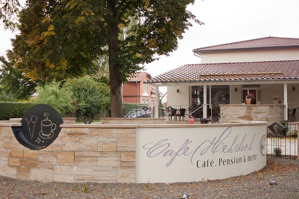 Cafe Hehrlich - Cafe, Pension & Mehr Bad Tennstedt Экстерьер фото