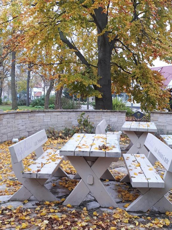 Cafe Hehrlich - Cafe, Pension & Mehr Bad Tennstedt Экстерьер фото
